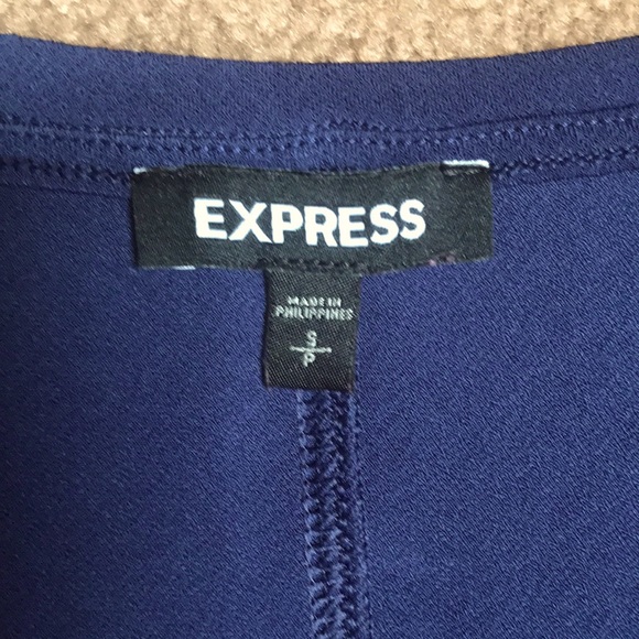 (4) Express Blouse Tanks - Picture 4 of 7